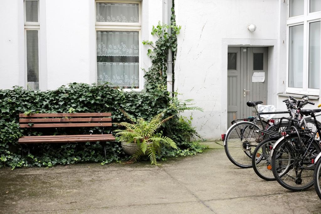 Altbauwohnung Mit 3 Badern Berlin Bagian luar foto